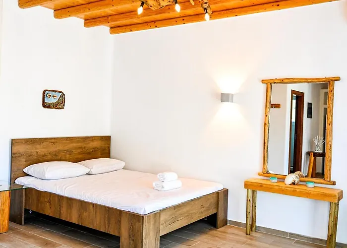 Bonzoe #1 * Parikia (Paros)